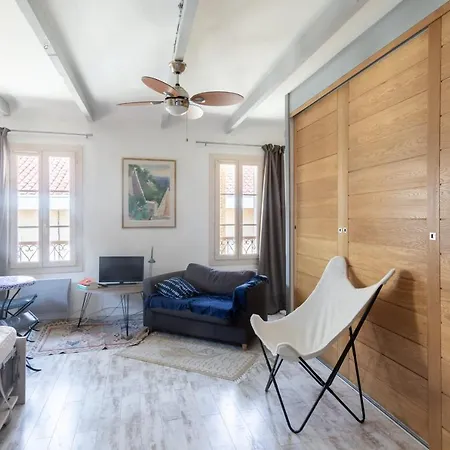 Nice Flat With Sea View In S Mer Sanary-sur-Mer