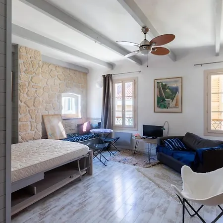Nice Flat With Sea View In S Mer * Sanary-sur-Mer